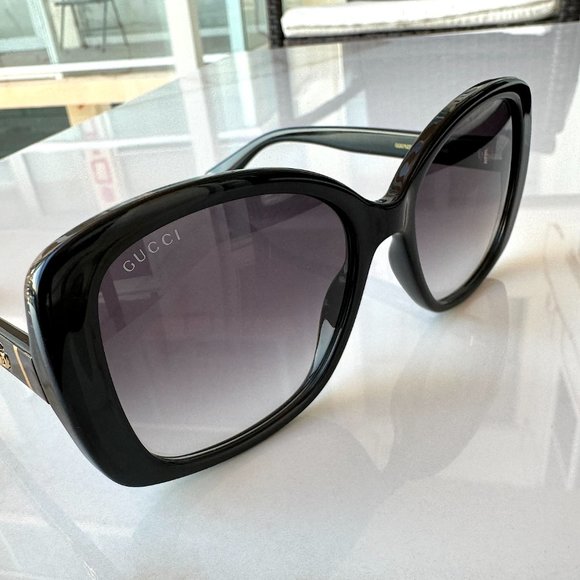 Gucci GG0762S Black Women's Square Sunglasses New 56-18-145 - Picture 15 of 16